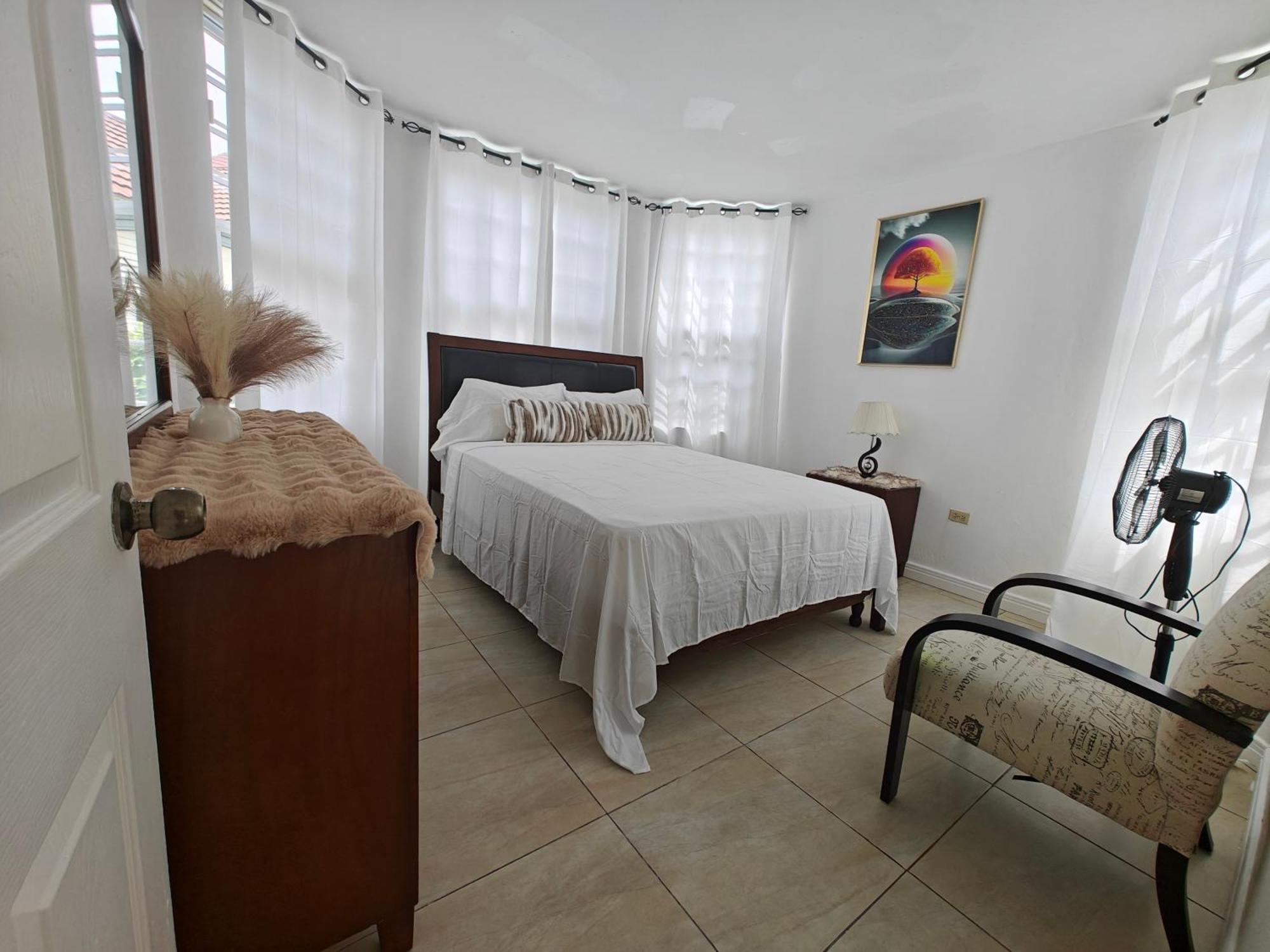 Cozy W/ocean View, Pool & Access Apartment *